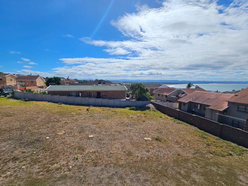 0 Bedroom Property for Sale in Wavecrest Eastern Cape